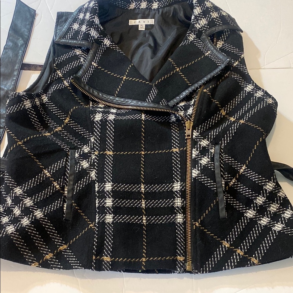 CAbi Black and White Vest Classic Plaid Design Motto Style